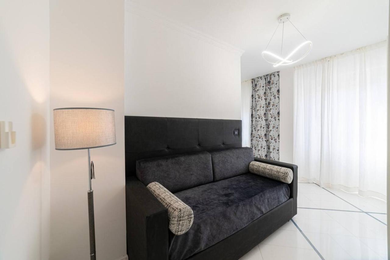 Apartments Hotel Real Suite Napoli Chiaia Mergellina Eksteriør bilde
