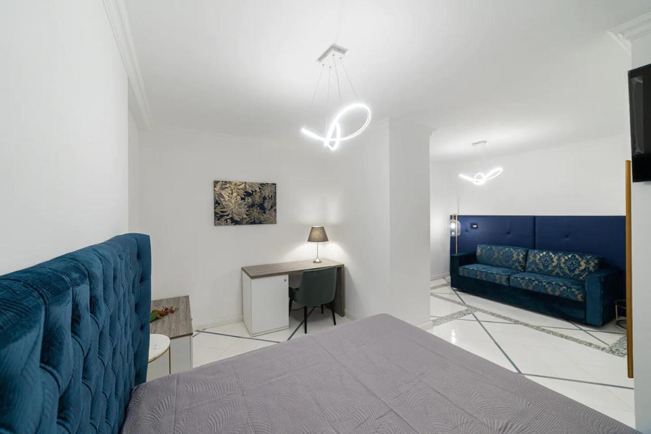 Apartments Hotel Real Suite Napoli Chiaia Mergellina Eksteriør bilde